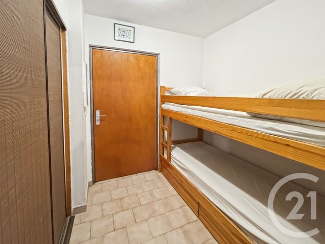 Appartement Studio Cabine à vendre - 1 pièce - 21.44 m2 - SANARY SUR MER - 83 - PROVENCE-ALPES-COTE-D-AZUR - Century 21 Immobilière Charlemagne