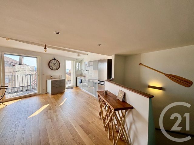 Appartement T4 à vendre - 4 pièces - 75.0 m2 - BANDOL - 83 - PROVENCE-ALPES-COTE-D-AZUR - Century 21 Immobilière Charlemagne