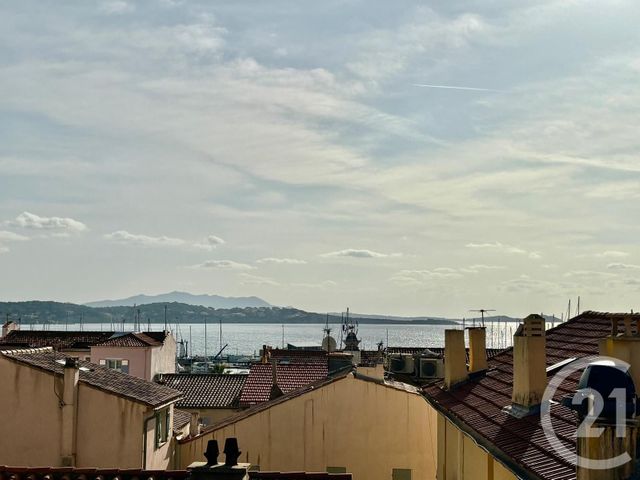 Appartement T4 à vendre - 4 pièces - 75.0 m2 - BANDOL - 83 - PROVENCE-ALPES-COTE-D-AZUR - Century 21 Immobilière Charlemagne