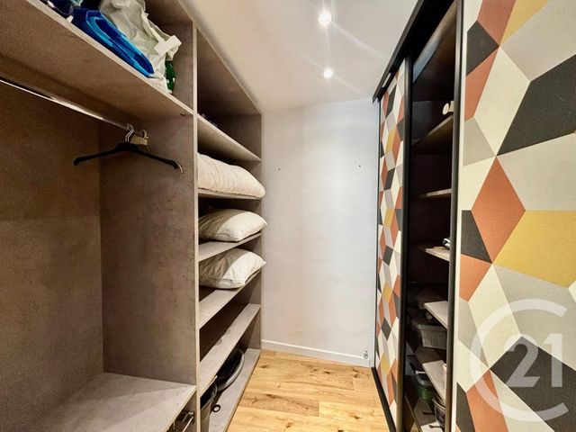 Appartement T4 à vendre - 4 pièces - 75.0 m2 - BANDOL - 83 - PROVENCE-ALPES-COTE-D-AZUR - Century 21 Immobilière Charlemagne