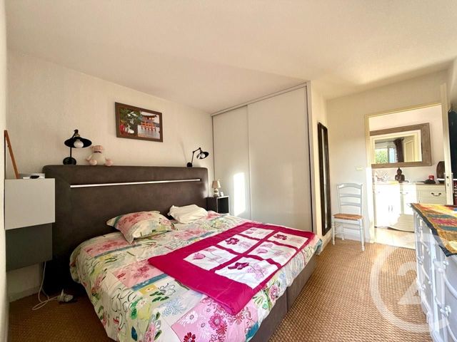 Appartement T3 à vendre - 3 pièces - 65.0 m2 - LE BEAUSSET - 83 - PROVENCE-ALPES-COTE-D-AZUR - Century 21 Immobilière Charlemagne