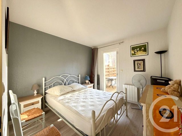 Appartement T3 à vendre - 3 pièces - 65.0 m2 - LE BEAUSSET - 83 - PROVENCE-ALPES-COTE-D-AZUR - Century 21 Immobilière Charlemagne