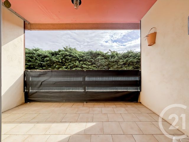 Appartement F1 à vendre - 1 pièce - 32.0 m2 - BANDOL - 83 - PROVENCE-ALPES-COTE-D-AZUR - Century 21 Immobilière Charlemagne