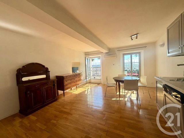 Appartement à vendre - 2 pièces - 43.0 m2 - BANDOL - 83 - PROVENCE-ALPES-COTE-D-AZUR - Century 21 Immobilière Charlemagne