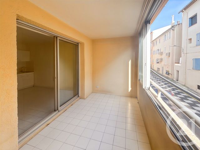 Appartement F1 bis à vendre - 2 pièces - 32.63 m2 - BANDOL - 83 - PROVENCE-ALPES-COTE-D-AZUR - Century 21 Immobilière Charlemagne