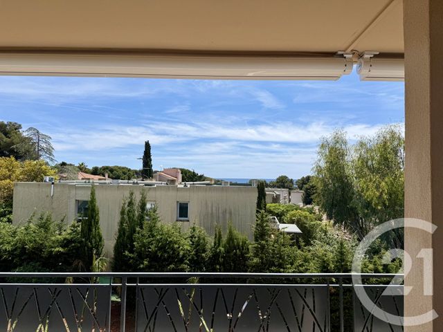 Appartement T4 à vendre - 4 pièces - 155.0 m2 - BANDOL - 83 - PROVENCE-ALPES-COTE-D-AZUR - Century 21 Immobilière Charlemagne