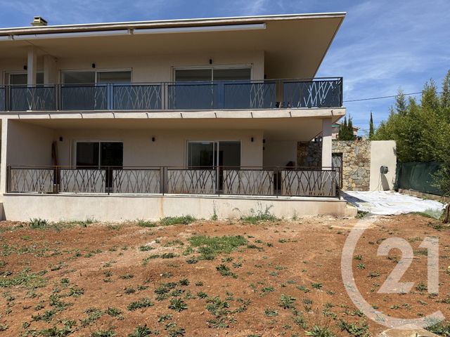 Appartement T4 à vendre - 4 pièces - 155.0 m2 - BANDOL - 83 - PROVENCE-ALPES-COTE-D-AZUR - Century 21 Immobilière Charlemagne