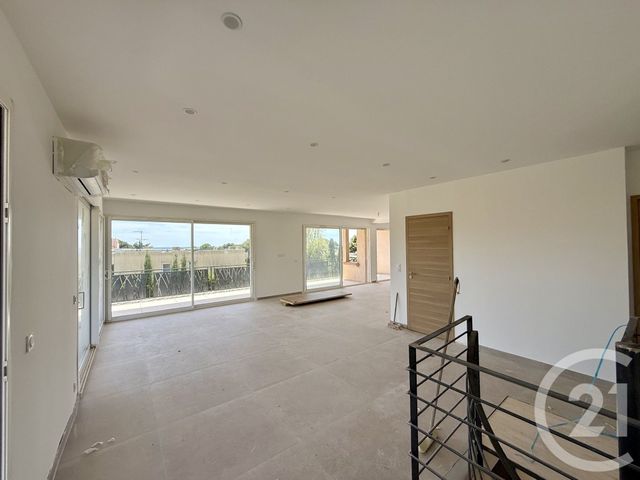 Appartement T4 à vendre - 4 pièces - 155.0 m2 - BANDOL - 83 - PROVENCE-ALPES-COTE-D-AZUR - Century 21 Immobilière Charlemagne