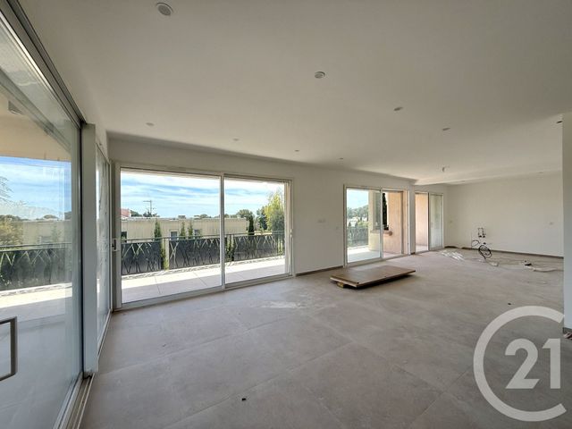 Appartement T4 à vendre - 4 pièces - 155.0 m2 - BANDOL - 83 - PROVENCE-ALPES-COTE-D-AZUR - Century 21 Immobilière Charlemagne