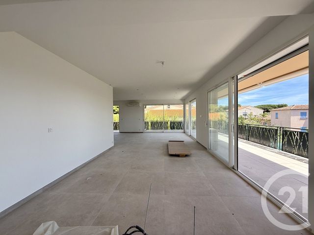 Appartement T4 à vendre - 4 pièces - 155.0 m2 - BANDOL - 83 - PROVENCE-ALPES-COTE-D-AZUR - Century 21 Immobilière Charlemagne