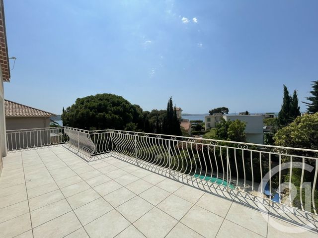 maison à vendre - 5 pièces - 197.39 m2 - BANDOL - 83 - PROVENCE-ALPES-COTE-D-AZUR - Century 21 Immobilière Charlemagne