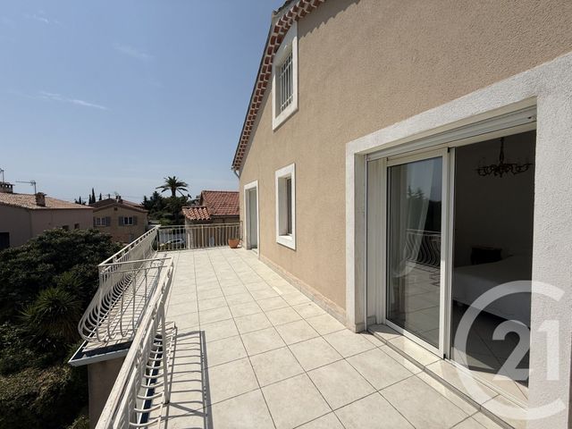 maison à vendre - 5 pièces - 197.39 m2 - BANDOL - 83 - PROVENCE-ALPES-COTE-D-AZUR - Century 21 Immobilière Charlemagne
