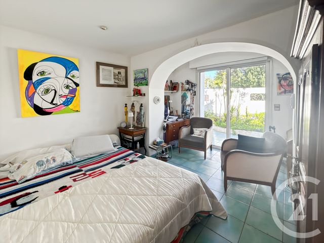 maison à vendre - 5 pièces - 174.58 m2 - BANDOL - 83 - PROVENCE-ALPES-COTE-D-AZUR - Century 21 Immobilière Charlemagne