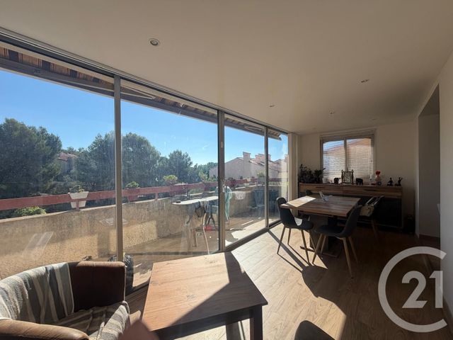 Appartement à vendre - 2 pièces - 55.0 m2 - BANDOL - 83 - PROVENCE-ALPES-COTE-D-AZUR - Century 21 Immobilière Charlemagne