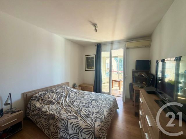 Appartement à vendre - 2 pièces - 55.0 m2 - BANDOL - 83 - PROVENCE-ALPES-COTE-D-AZUR - Century 21 Immobilière Charlemagne