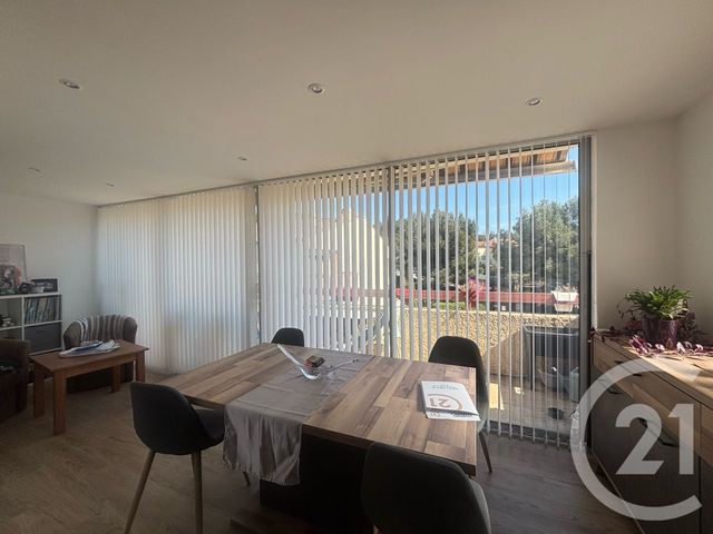 Appartement à vendre - 2 pièces - 55.0 m2 - BANDOL - 83 - PROVENCE-ALPES-COTE-D-AZUR - Century 21 Immobilière Charlemagne