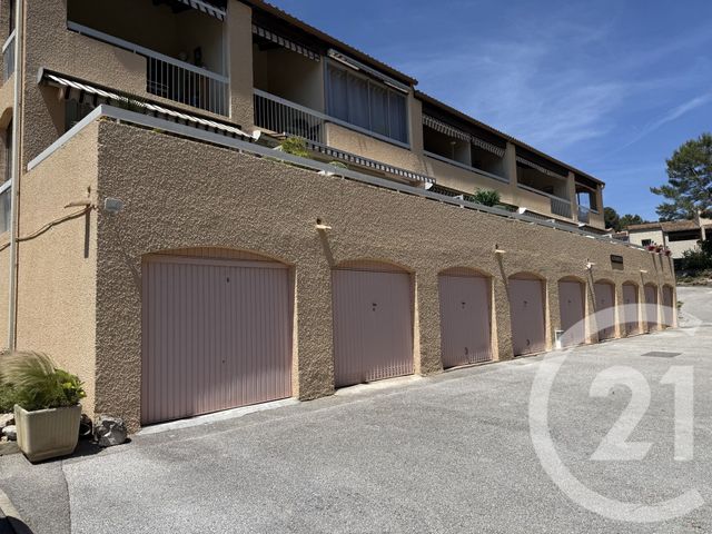 Appartement Duplex à vendre - 2 pièces - 31.0 m2 - BANDOL - 83 - PROVENCE-ALPES-COTE-D-AZUR - Century 21 Immobilière Charlemagne