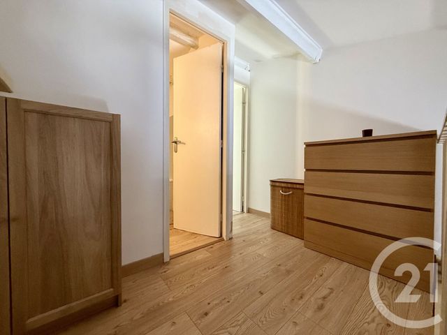Appartement Duplex à vendre - 2 pièces - 31.0 m2 - BANDOL - 83 - PROVENCE-ALPES-COTE-D-AZUR - Century 21 Immobilière Charlemagne