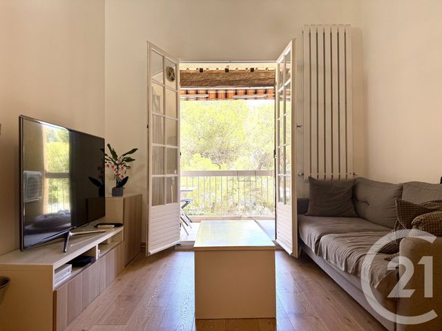 Appartement Duplex à vendre - 2 pièces - 31.0 m2 - BANDOL - 83 - PROVENCE-ALPES-COTE-D-AZUR - Century 21 Immobilière Charlemagne