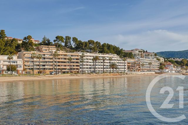 Appartement T3 à vendre - 3 pièces - 64.2 m2 - BANDOL - 83 - PROVENCE-ALPES-COTE-D-AZUR - Century 21 Immobilière Charlemagne