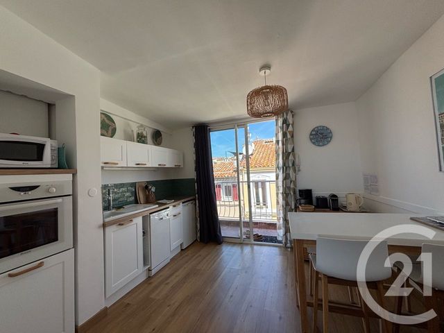 Appartement T2 à vendre - 2 pièces - 38.68 m2 - BANDOL - 83 - PROVENCE-ALPES-COTE-D-AZUR - Century 21 Immobilière Charlemagne