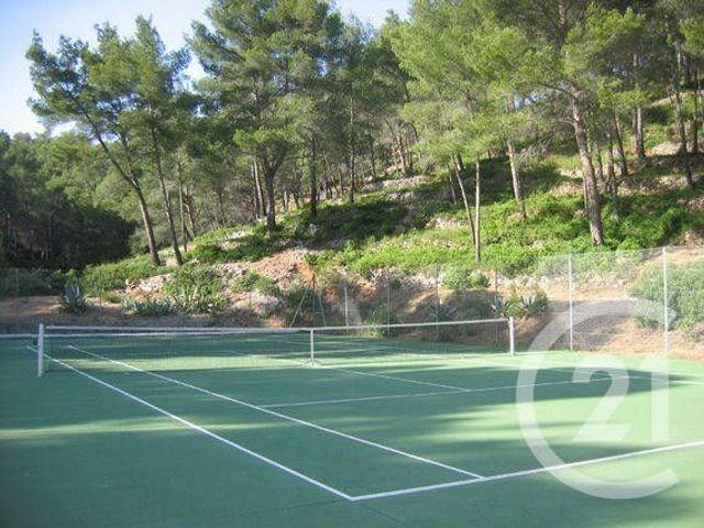 Appartement F1 à vendre - 1 pièce - 42.0 m2 - BANDOL - 83 - PROVENCE-ALPES-COTE-D-AZUR - Century 21 Immobilière Charlemagne