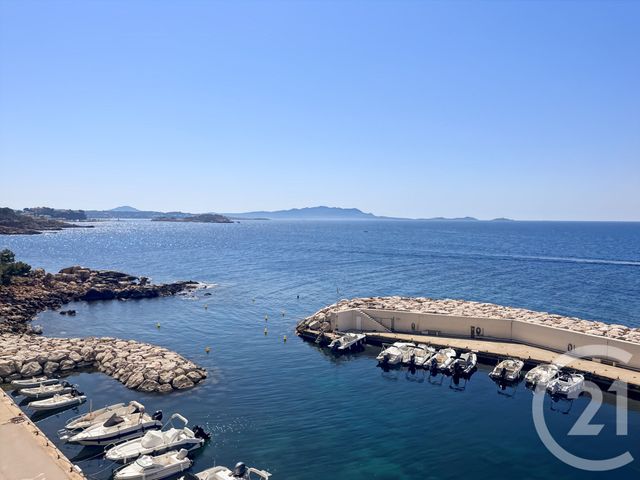 Appartement F1 à vendre - 1 pièce - 42.0 m2 - BANDOL - 83 - PROVENCE-ALPES-COTE-D-AZUR - Century 21 Immobilière Charlemagne