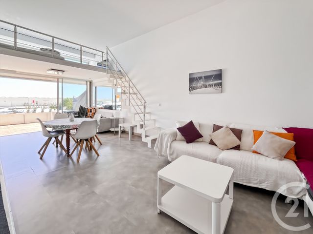 Appartement F2 à vendre - 2 pièces - 65.0 m2 - BANDOL - 83 - PROVENCE-ALPES-COTE-D-AZUR - Century 21 Immobilière Charlemagne