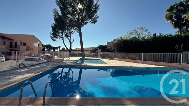 Appartement F1 à vendre - 1 pièce - 31.0 m2 - BANDOL - 83 - PROVENCE-ALPES-COTE-D-AZUR - Century 21 Immobilière Charlemagne
