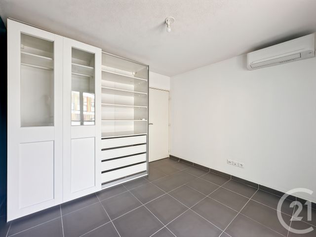 Appartement F2 à louer - 2 pièces - 39.02 m2 - LA SEYNE SUR MER - 83 - PROVENCE-ALPES-COTE-D-AZUR - Century 21 Immobilière Charlemagne