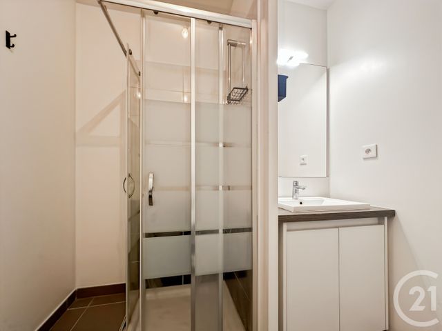 Appartement F2 à louer - 2 pièces - 39.02 m2 - LA SEYNE SUR MER - 83 - PROVENCE-ALPES-COTE-D-AZUR - Century 21 Immobilière Charlemagne