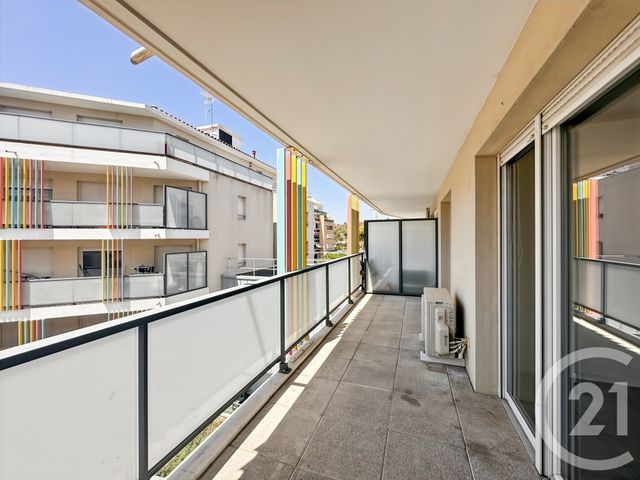 Appartement F2 à louer - 2 pièces - 39.02 m2 - LA SEYNE SUR MER - 83 - PROVENCE-ALPES-COTE-D-AZUR - Century 21 Immobilière Charlemagne