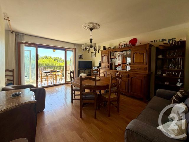 Appartement à vendre - 3 pièces - 59.12 m2 - BANDOL - 83 - PROVENCE-ALPES-COTE-D-AZUR - Century 21 Immobilière Charlemagne