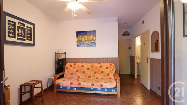 Appartement F2 à vendre - 2 pièces - 24.72 m2 - BANDOL - 83 - PROVENCE-ALPES-COTE-D-AZUR - Century 21 Immobilière Charlemagne Appartement F2 à vendre - 2 pièces - 24.72 m2 - BANDOL - 83 - PROVENCE-ALPES-COTE-D-AZUR - Century 21 Immobilière Charlemagne