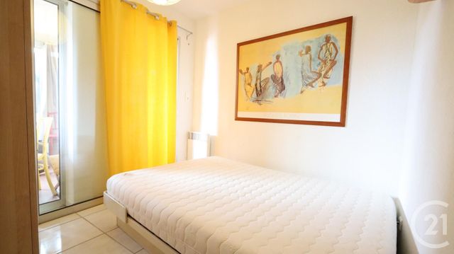 Afficher la photo en grand Appartement F4 à vendre - 4 pièces - 75.0 m2 - BANDOL - 83 - PROVENCE-ALPES-COTE-D-AZUR - Century 21 Immobilière Charlemagne