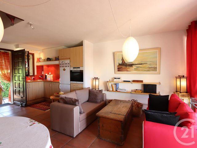 Afficher la photo en grand Appartement F4 à vendre - 4 pièces - 75.0 m2 - BANDOL - 83 - PROVENCE-ALPES-COTE-D-AZUR - Century 21 Immobilière Charlemagne