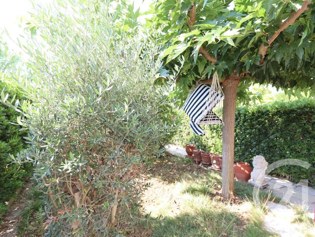 Afficher la photo en grand Appartement F4 à vendre - 4 pièces - 75.0 m2 - BANDOL - 83 - PROVENCE-ALPES-COTE-D-AZUR - Century 21 Immobilière Charlemagne