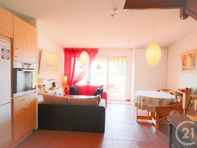 Afficher la photo en grand Appartement F4 à vendre - 4 pièces - 75.0 m2 - BANDOL - 83 - PROVENCE-ALPES-COTE-D-AZUR - Century 21 Immobilière Charlemagne