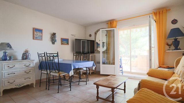 Afficher la photo en grand Appartement F4 à vendre - 4 pièces - 74.43 m2 - BANDOL - 83 - PROVENCE-ALPES-COTE-D-AZUR - Century 21 Immobilière Charlemagne