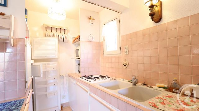 Afficher la photo en grand Appartement F4 à vendre - 4 pièces - 74.43 m2 - BANDOL - 83 - PROVENCE-ALPES-COTE-D-AZUR - Century 21 Immobilière Charlemagne