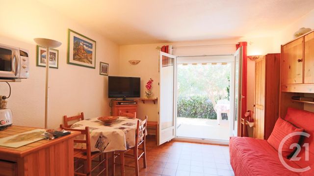 Afficher la photo en grand Appartement F1 à vendre - 1 pièce - 22.63 m2 - BANDOL - 83 - PROVENCE-ALPES-COTE-D-AZUR - Century 21 Immobilière Charlemagne