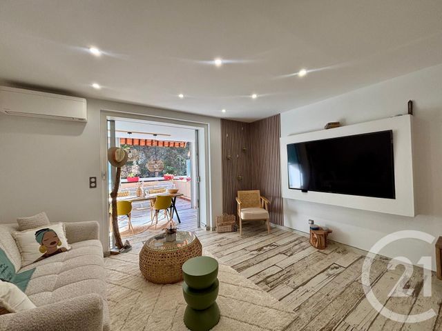 Appartement T3 à vendre - 3 pièces - 64.58 m2 - BANDOL - 83 - PROVENCE-ALPES-COTE-D-AZUR - Century 21 Immobilière Charlemagne