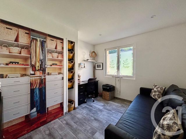 Appartement T3 à vendre - 3 pièces - 64.58 m2 - BANDOL - 83 - PROVENCE-ALPES-COTE-D-AZUR - Century 21 Immobilière Charlemagne