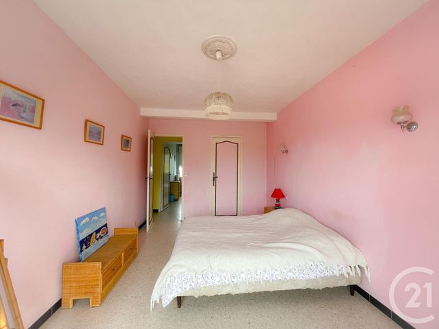 Afficher la photo en grand Appartement T3 à vendre - 3 pièces - 63.0 m2 - BANDOL - 83 - PROVENCE-ALPES-COTE-D-AZUR - Century 21 Immobilière Charlemagne