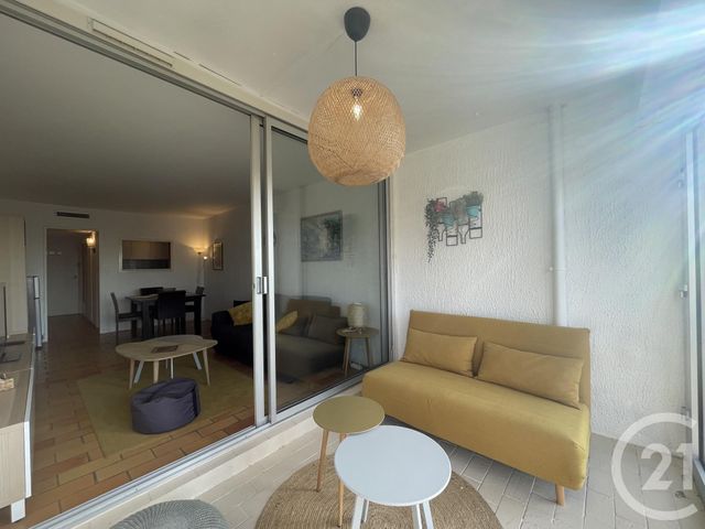 Appartement Studio à louer - 1 pièce - 30.06 m2 - BANDOL - 83 - PROVENCE-ALPES-COTE-D-AZUR - Century 21 Immobilière Charlemagne