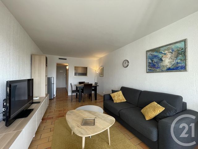 Appartement Studio à louer - 1 pièce - 30.06 m2 - BANDOL - 83 - PROVENCE-ALPES-COTE-D-AZUR - Century 21 Immobilière Charlemagne