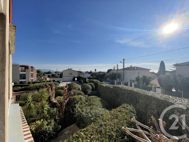 Appartement Studio à louer - 1 pièce - 30.06 m2 - BANDOL - 83 - PROVENCE-ALPES-COTE-D-AZUR - Century 21 Immobilière Charlemagne