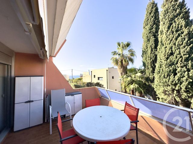 appartement à vendre - 2 pièces - 48.0 m2 - BANDOL - 83 - PROVENCE-ALPES-COTE-D-AZUR - Century 21 Immobilière Charlemagne