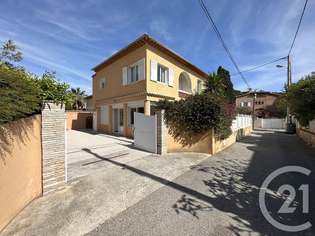 maison à vendre - 10 pièces - 267.0 m2 - BANDOL - 83 - PROVENCE-ALPES-COTE-D-AZUR - Century 21 Immobilière Charlemagne