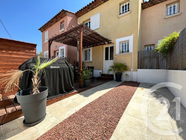 maison à vendre - 3 pièces - 53.92 m2 - SANARY SUR MER - 83 - PROVENCE-ALPES-COTE-D-AZUR - Century 21 Immobilière Charlemagne